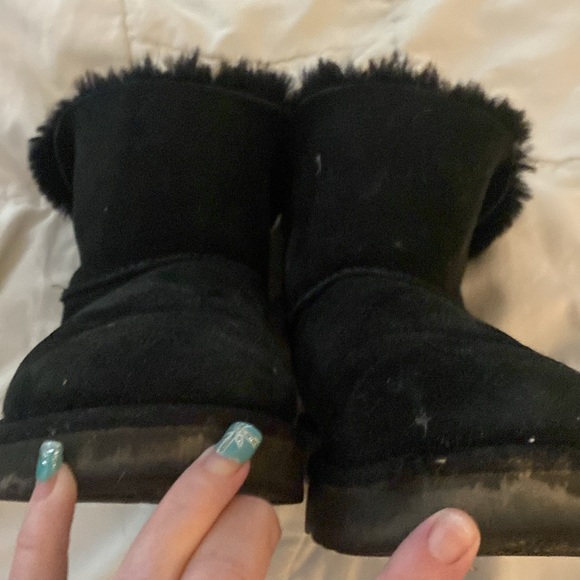 Ugg Short Boots - Picture 4 of 7